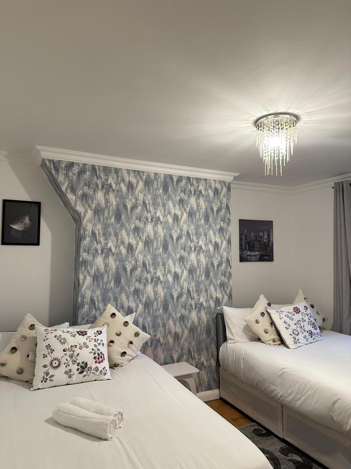 Budget Grey House Londres Exterior foto